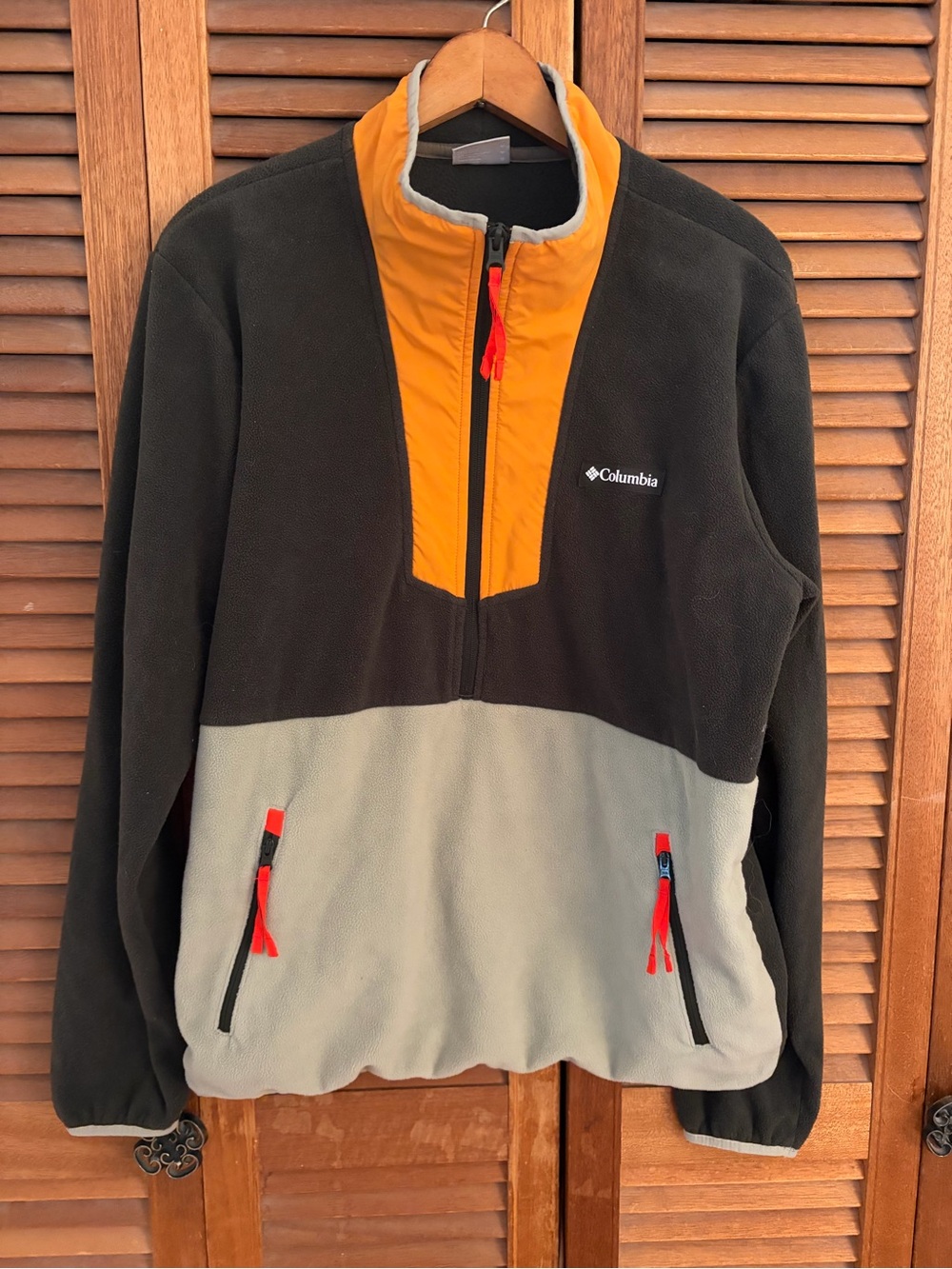 Columbia Colorblock Fleece Pullover - Black, Gray & Mustard men’s medium
